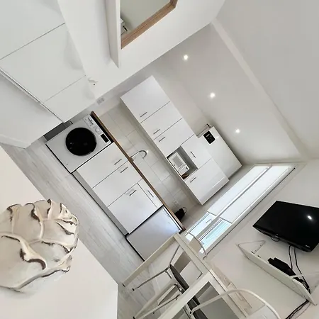 Apartment Les Pins Pinede Sector - 4 People